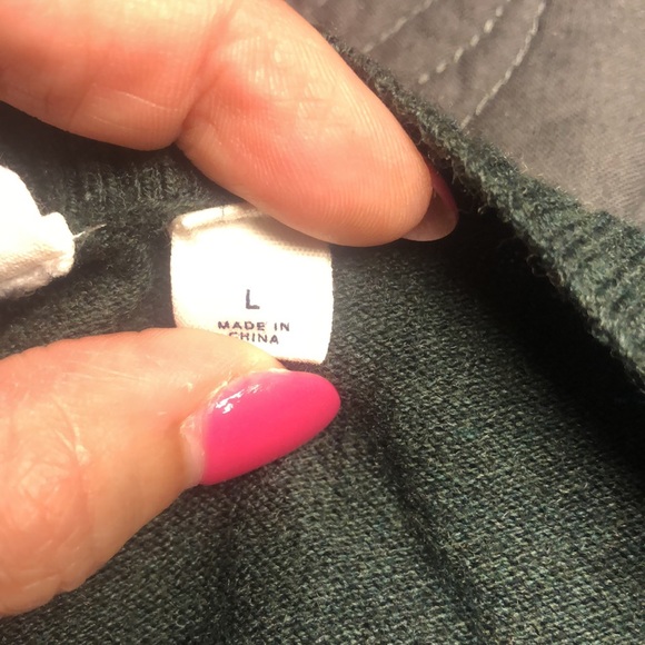 Sweater - Picture 2 of 3